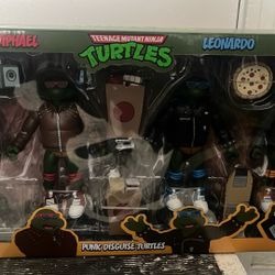 Neca Turtle In Disguise 