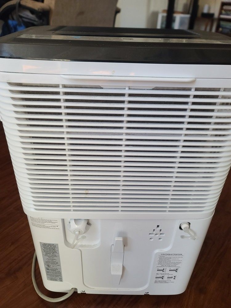Frigidaire Dehumidifier  main image 2