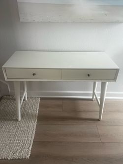 Desk white Pottery barn