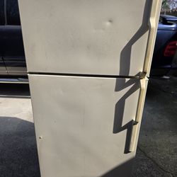 Hotpoint Refrigerator