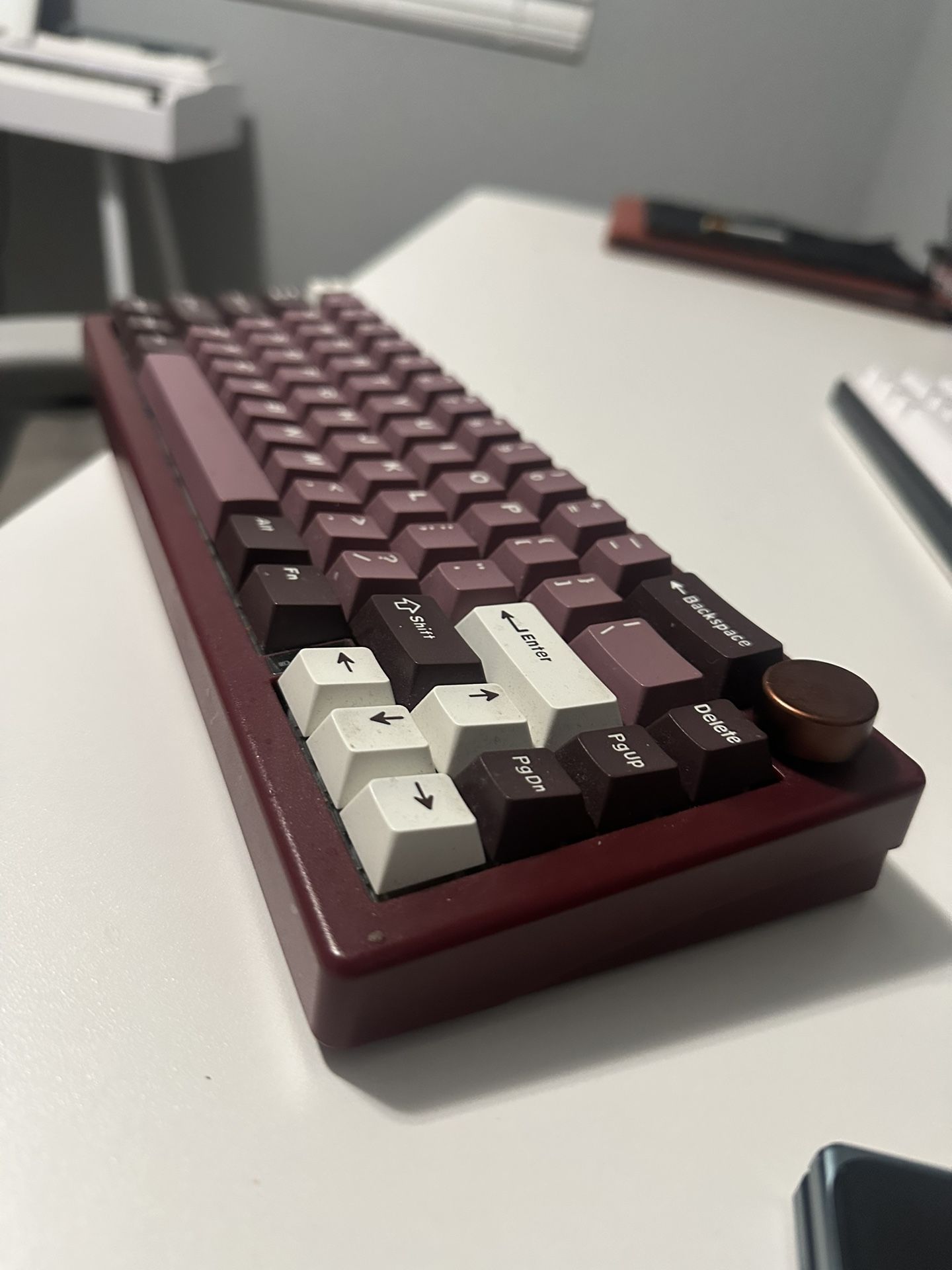 Custom Bluetooth Mechanical Keyboard with Lubed Switches