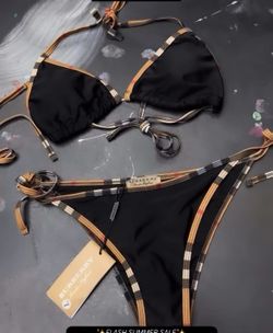 Burberry swimset