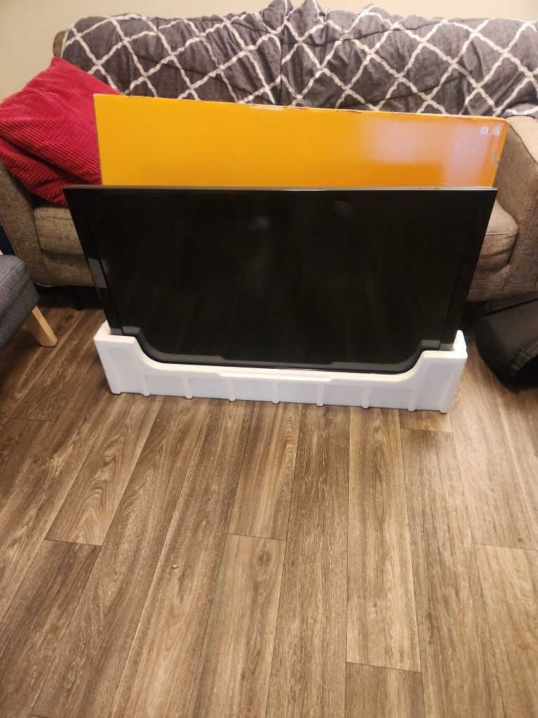 50" Samsung Smart Flat-screen TV