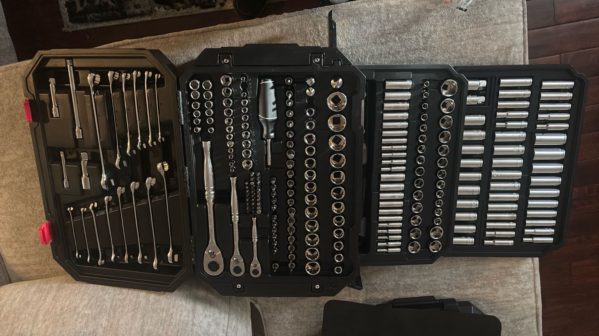 Husky Tool Box Set Of 290 Pieces