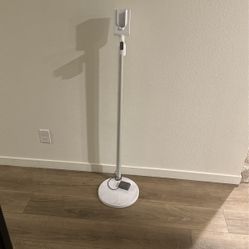 Dyson Charging Dock (Used ) Light Scratches.