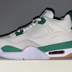 Air Jordan 4 SB