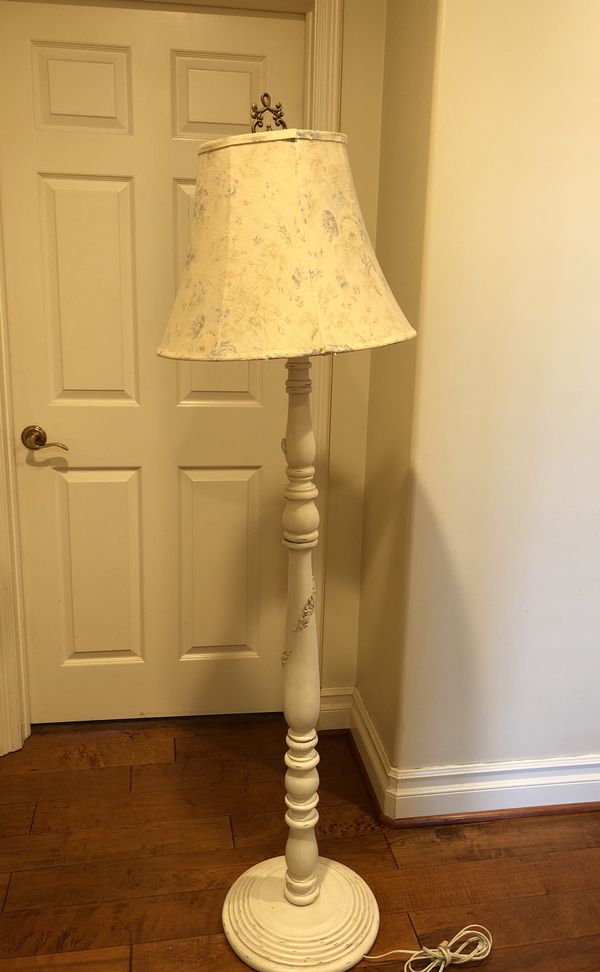 Shabby Chic Floor Lamp For In Los Angeles Ca Offerup