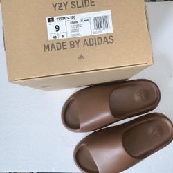 Yeezy Slide Flax Size 9