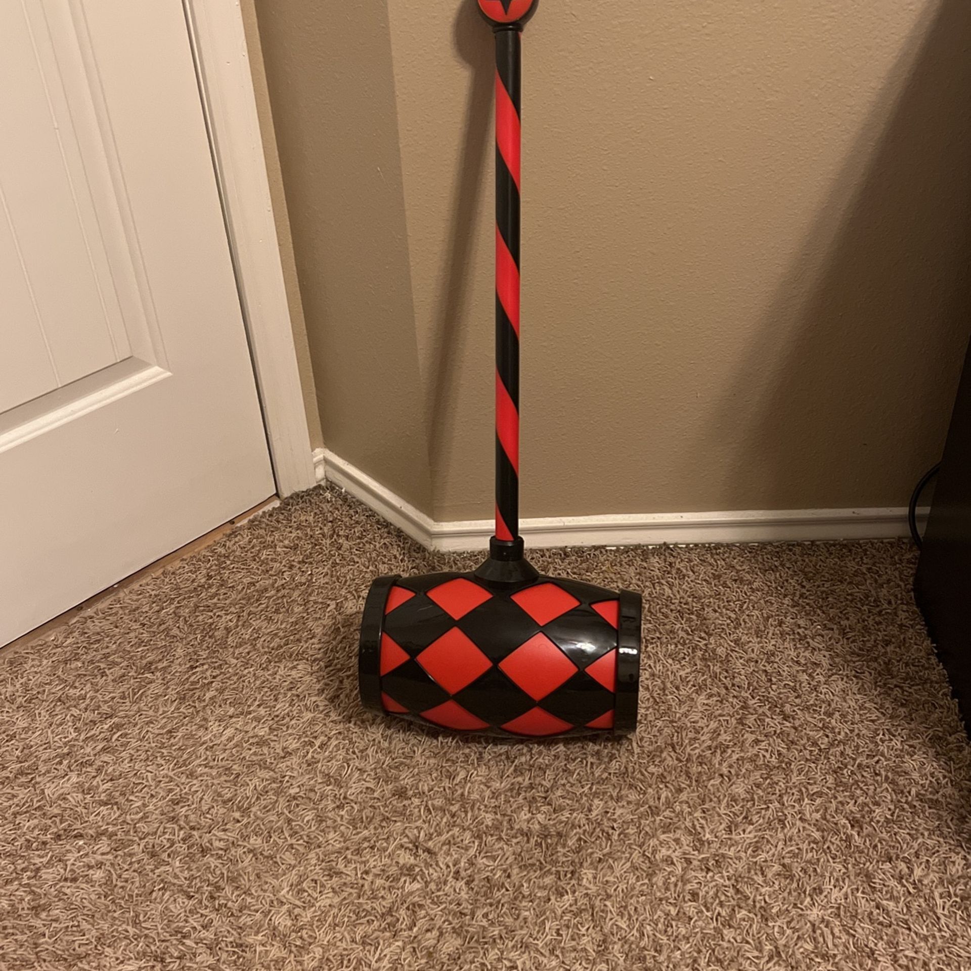 *HUGE* Harley Quinn Hammer