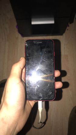 iPhone 8 red unlock cracked