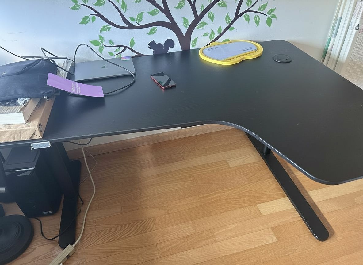 🖥️ ** IKEA Black Desk for Sale** 🖥️
