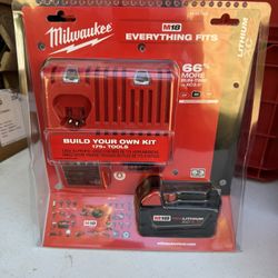 Milwaukee Lithium Charger W/XC5.0 Battery 