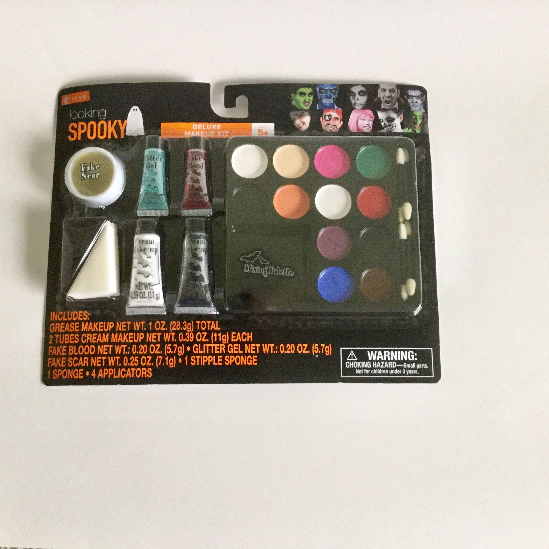 Looking Spooky Halloween Deluxe Makeup Kit