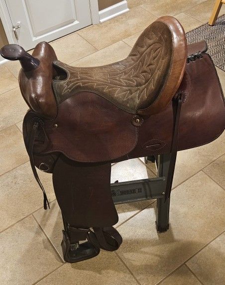 15" Western Saddle