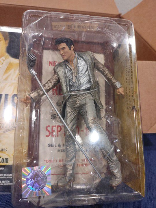 ELVIS PRESLEY #4 1956: The Year In Gold McFarlane Toys 2005 