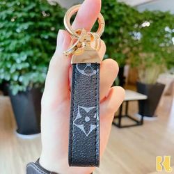 Beautiful Leather Luxury Rope Keychain . Stylish and classic PU leather material.   Hight Quality And So Cute  100% Brand New, OPP Bag wrap it   This 