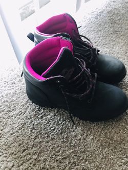 Steel toe boots