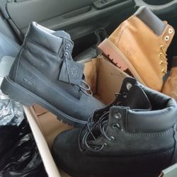 Timbs Black Sz 5 Tan Sz 7