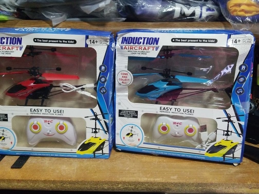 Two Induction Aircrafts One Red One Blue Both For One Low Price New In Box