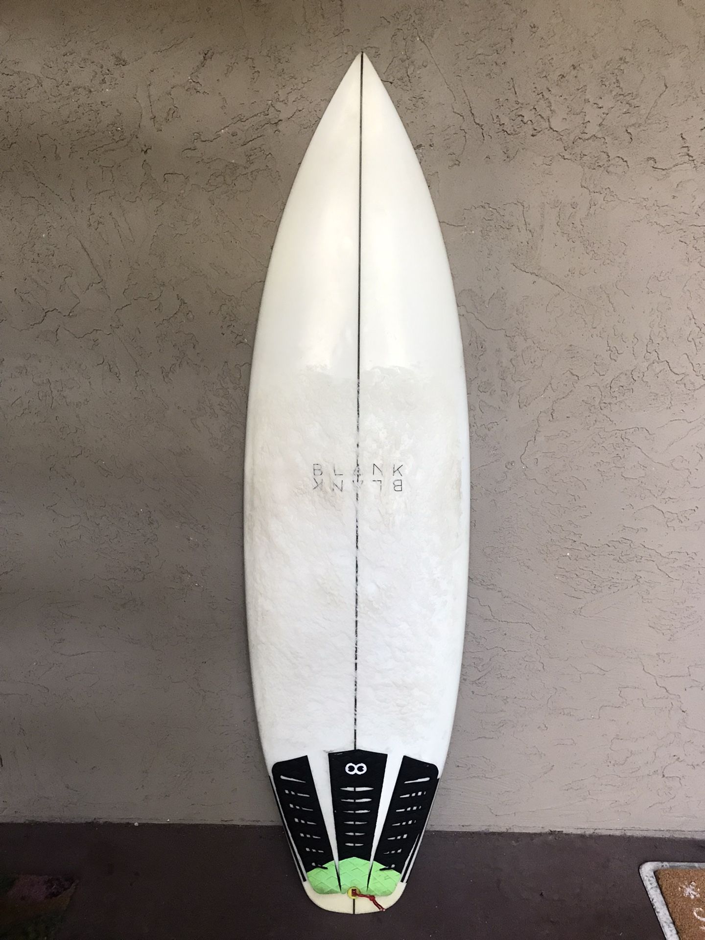 Shortboard 5’7 For Sale