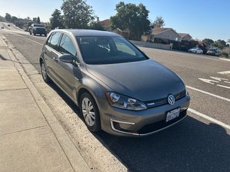 2015 Volkswagen e-Golf