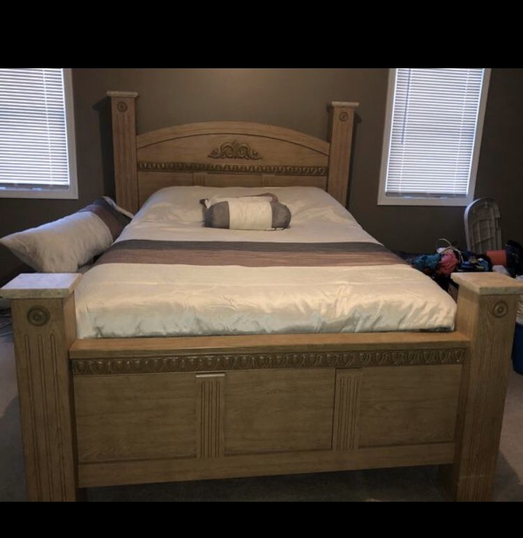 Queen Bed - head board, foot board and frame only