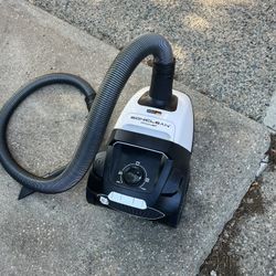 WhisperJet C2 Canister Vacuum Cleaner