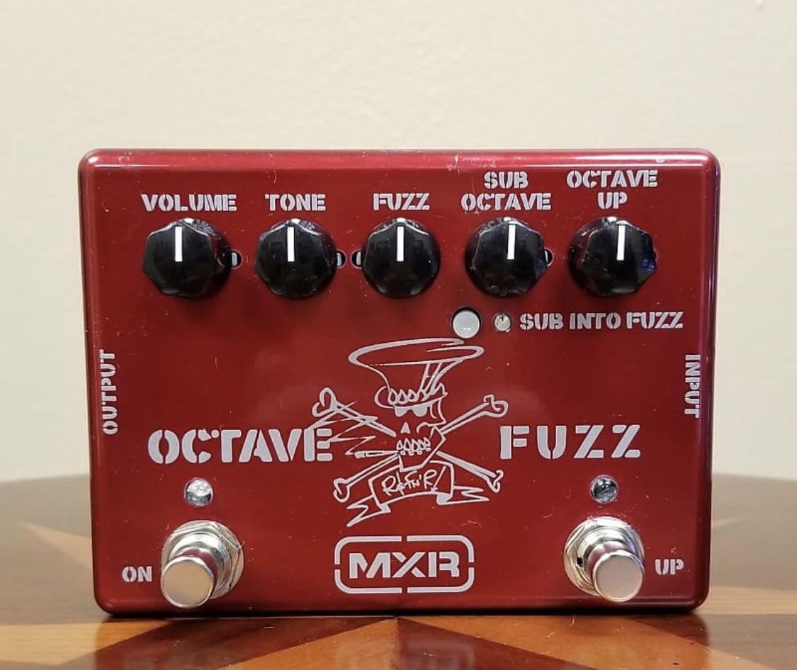 Guitar effects pedal- octave fuzz
