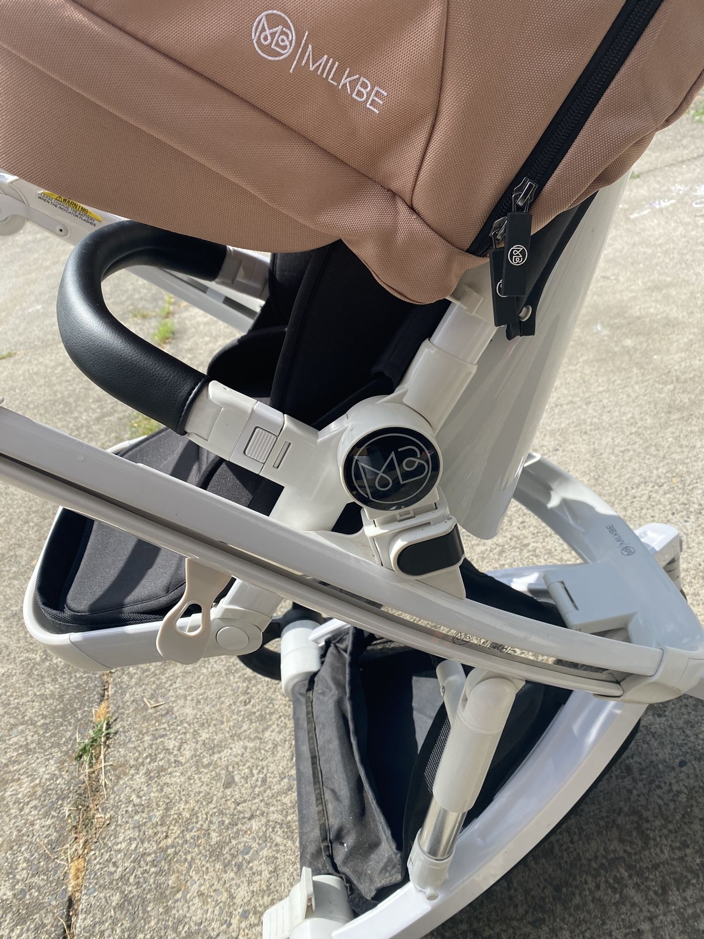Milkbe lullaby auto stopping stroller hotsell