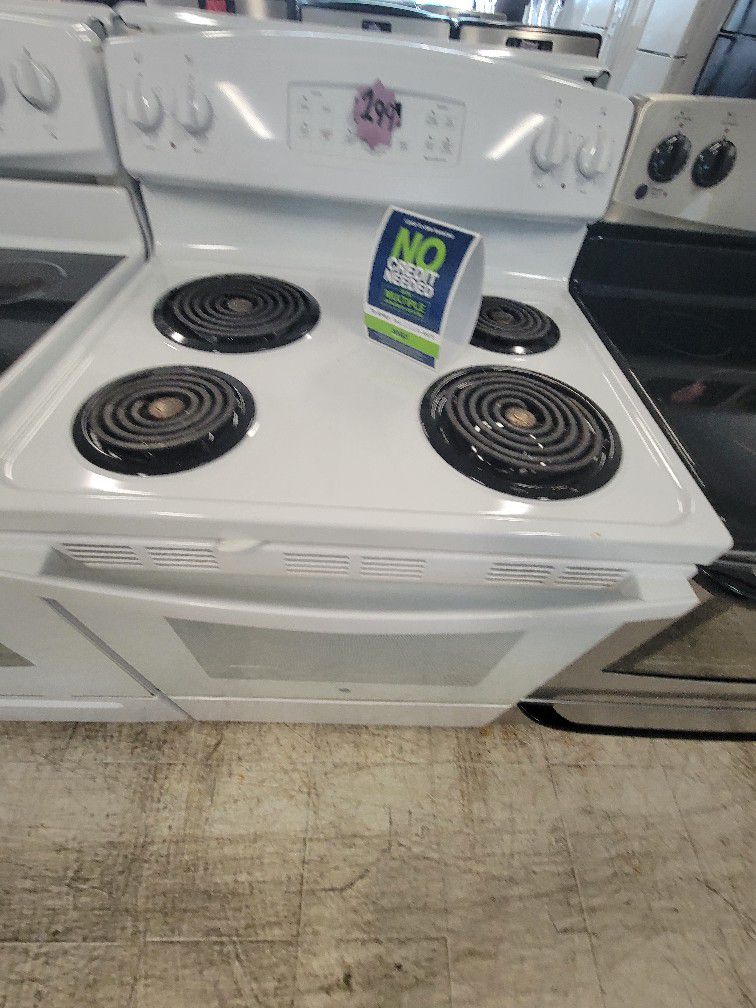 Ge Electric Stove Used Good Condition With 90day's Warranty 