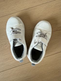Unisex white canvas sneakers toddler 8c