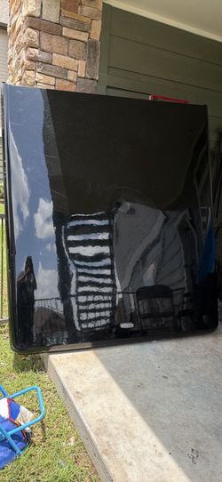 Truck bed cover