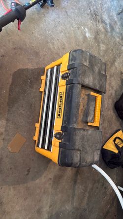 Craftsman Heavy-Duty Plastic Tool Box