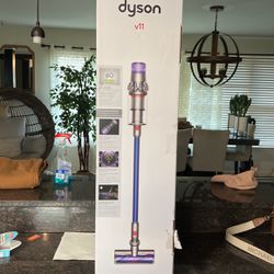 Dyson V 11 Vacuum 