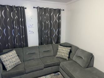 Sectional (Bobs)