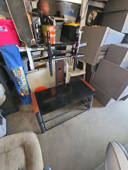 Flat-screen tv stand