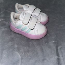 Adidas Toddler Sneakers - Size 6K