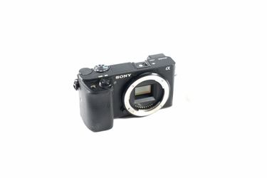 Sony alpha A6400 apsc digital mirrorless camera