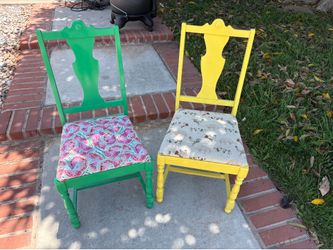 Vintage wood dining or desk chairs