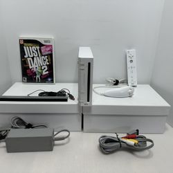 Nintendo Wii (GameCube Compatible) With Just Dance, Super Mario Bros 3, Sonic The Hedgehog 