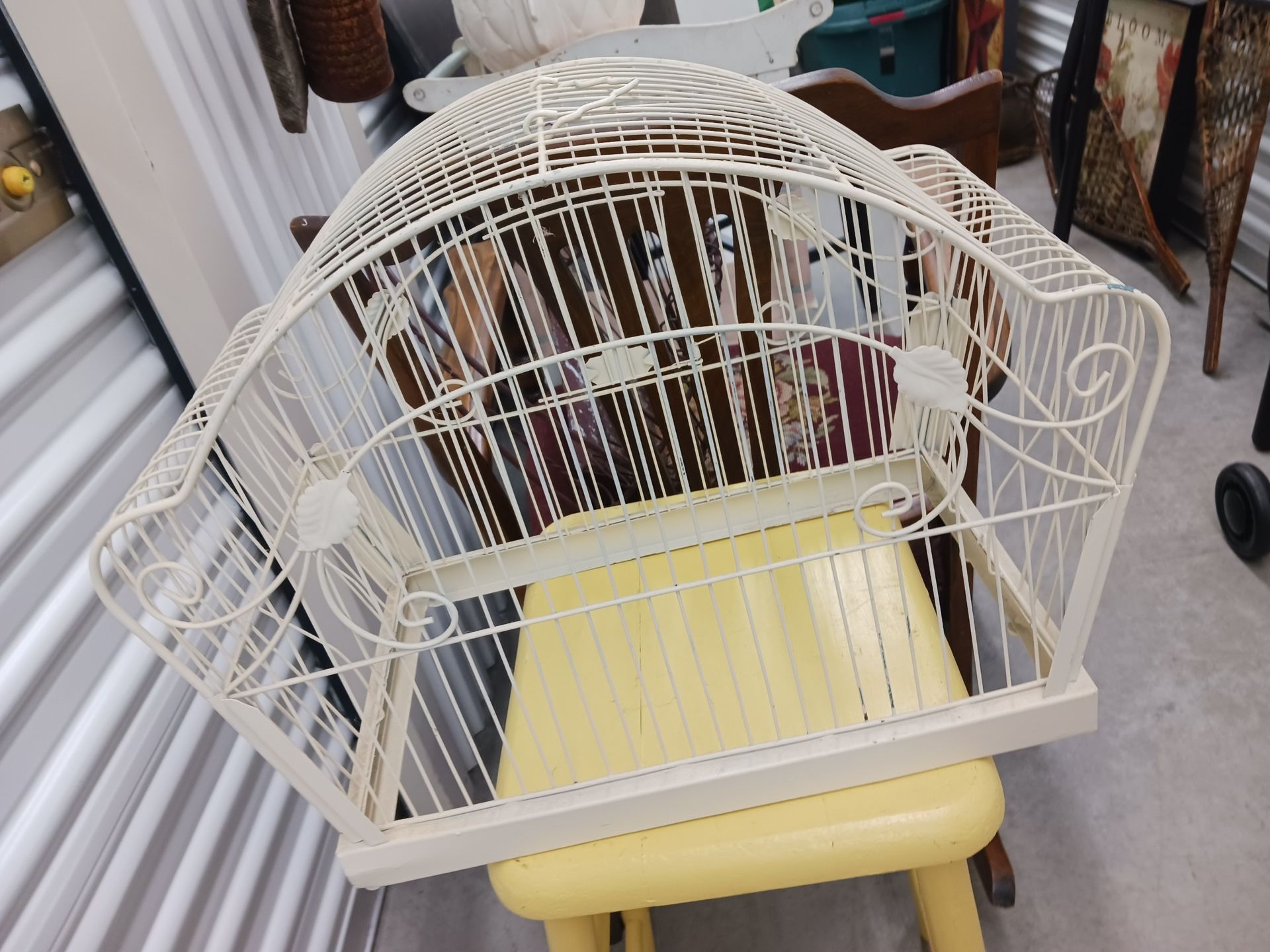 Bird Cage With Stand