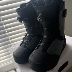 Snowboard Boots 