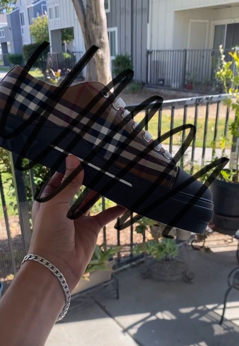 Burberry Shoes