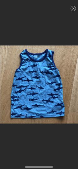 Old navy sleeves boys top. Size 4T