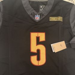 Commanders Daniels All Sizes 