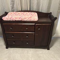 Change Table Dresser 