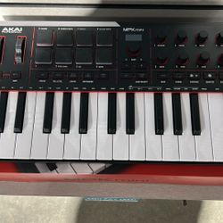 Akai MPK Mini