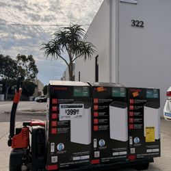 Brand New ❤️❤️❤️ 8,000 (DOE) BTU Portable AC Cools 350 sq. ft. with Dehumidifier and Remote Control in White