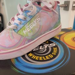 HEELYS WHEELED SHOE