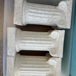 Pillars 